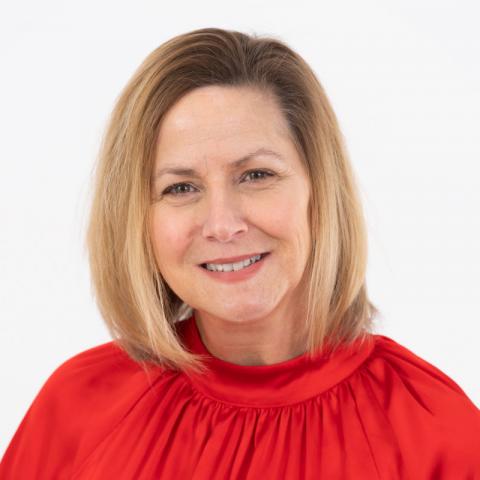 Amy King Headshot